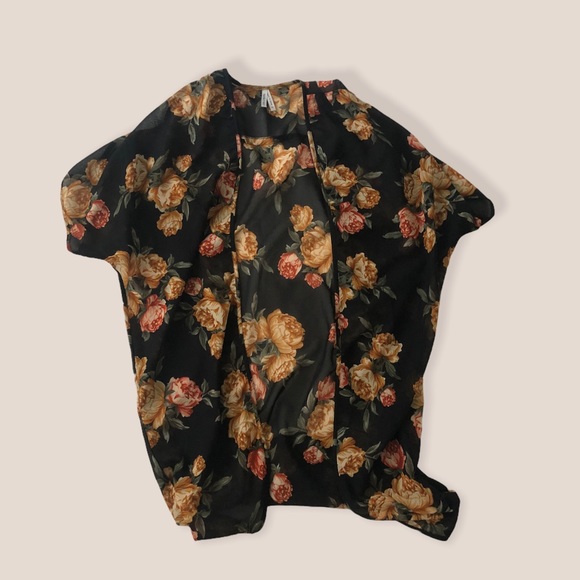 Live 4 Truth Other - Autumn Floral Sheer Kimono